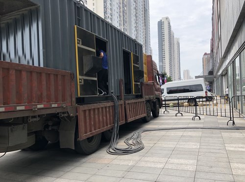 东方冷却液不足的情况下如何检查柴油发电机组？